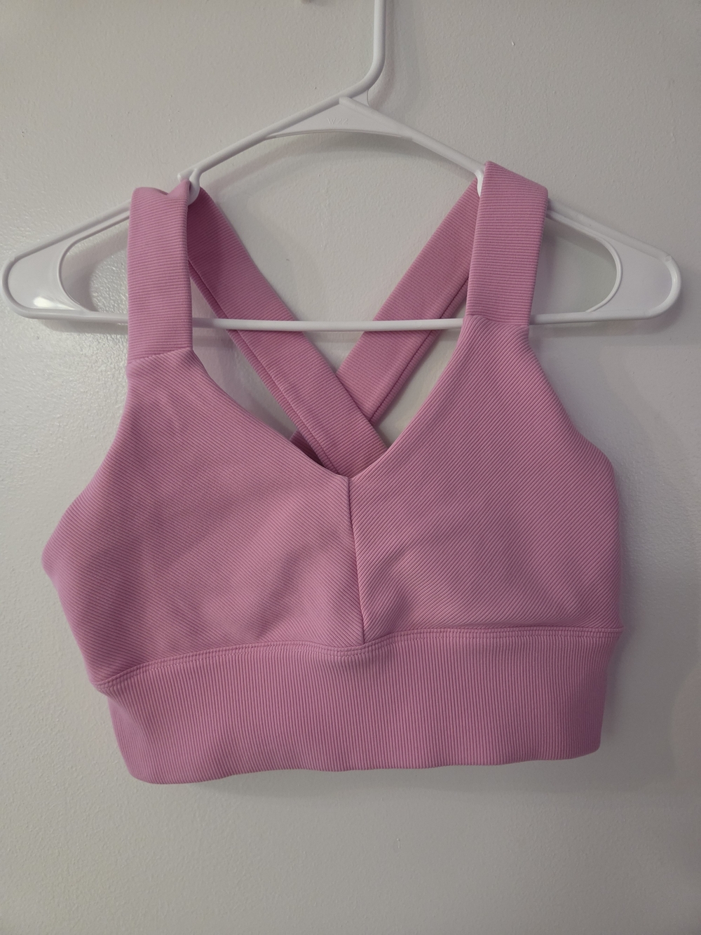 Alo Pink Crossback Ribbed Sports Bra - Picture 4 of 4